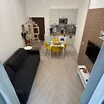 Leonidas House 2 * Rom